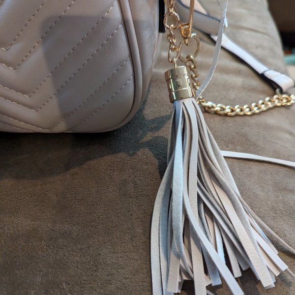 NWT Beige camera purse crossbody - Picture 3 of 4